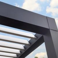 Pergola bioclimatique alu gros plan laquage