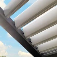 Pergola bioclimatique alu lames
