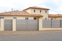 Portail battant et portillon gamme Aluclin XL RAL 7037